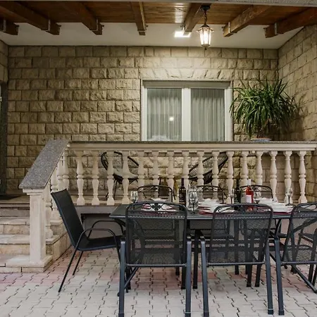 Ante - Makarska By Guide Villa Gornja Glavina
